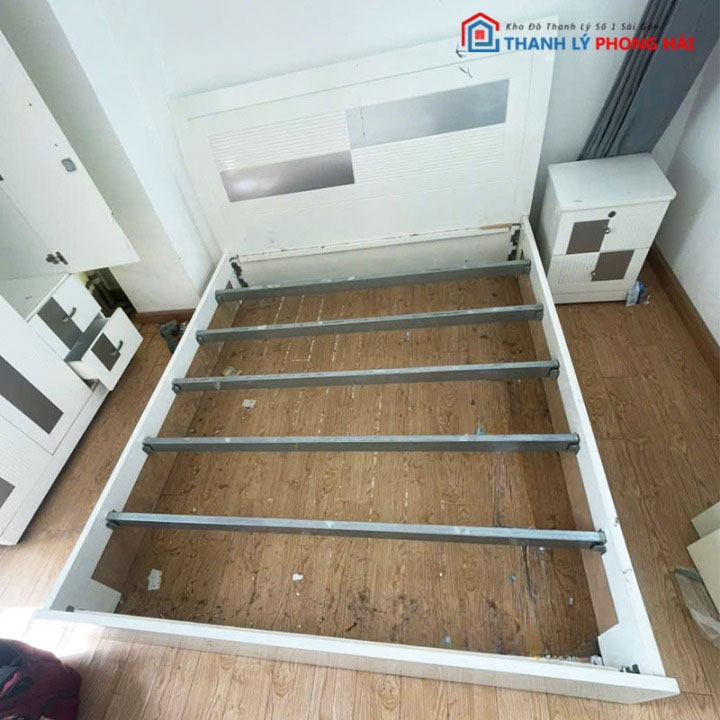 giuong-ngu-go-cn-dau-giuong-cao-cu-1 Giường Ngủ Gỗ CN Đầu Giường Cao Cũ