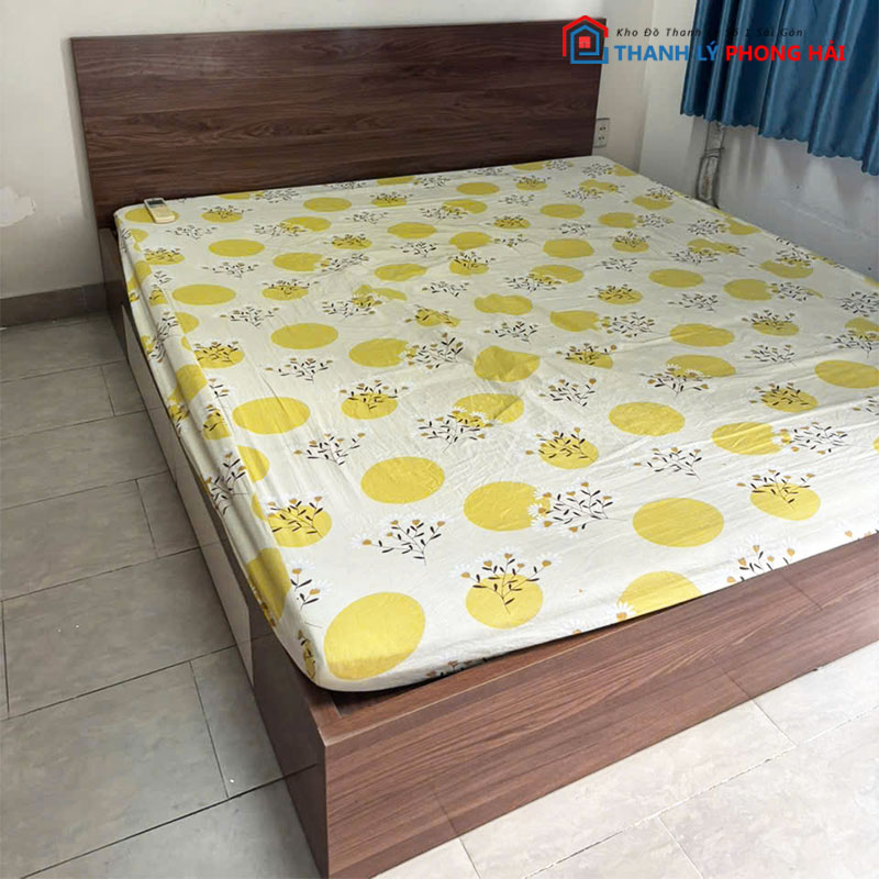 giuong-ngu-go-mdf-cu-1 Giường Ngủ Gỗ MDF Cũ Kèm 2 Hộc Kéo