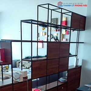 Kệ Trưng Bày Khung Sắt Mặt Gỗ MDF Cũ