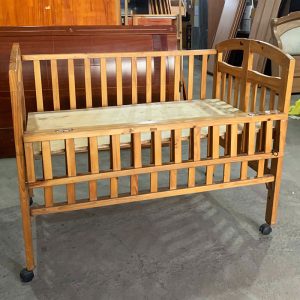 Nôi Em Bé 1m2 Gỗ Tự Nhiên Cũ