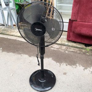 Quạt Đứng Midea 3 Cánh Cũ