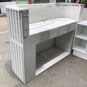 Quầy Lễ Tân Bo Cong Kèm Đôn Cũ