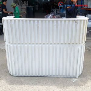 Quầy Lễ Tân Bo Cong Kèm Đôn Cũ