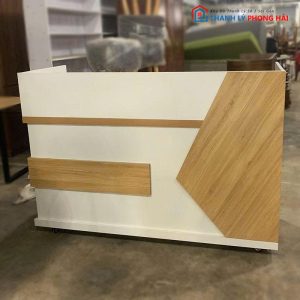 Quầy Lễ Tân Cũ Kèm 2 Ngăn Kéo Bàn Phím
