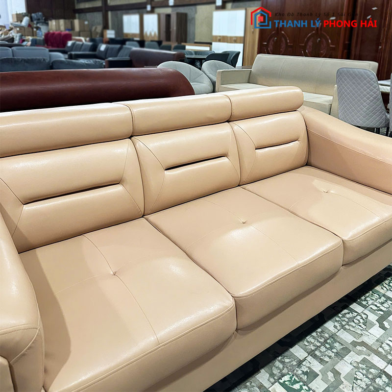 sofa-bang-da-3-cho-mau-kem-2 Sofa Băng Da 3 Chỗ Màu Kem Mới 99%