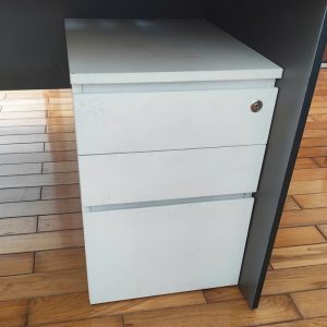 Tủ Cabin 3 Hộc Gỗ MDF Cũ
