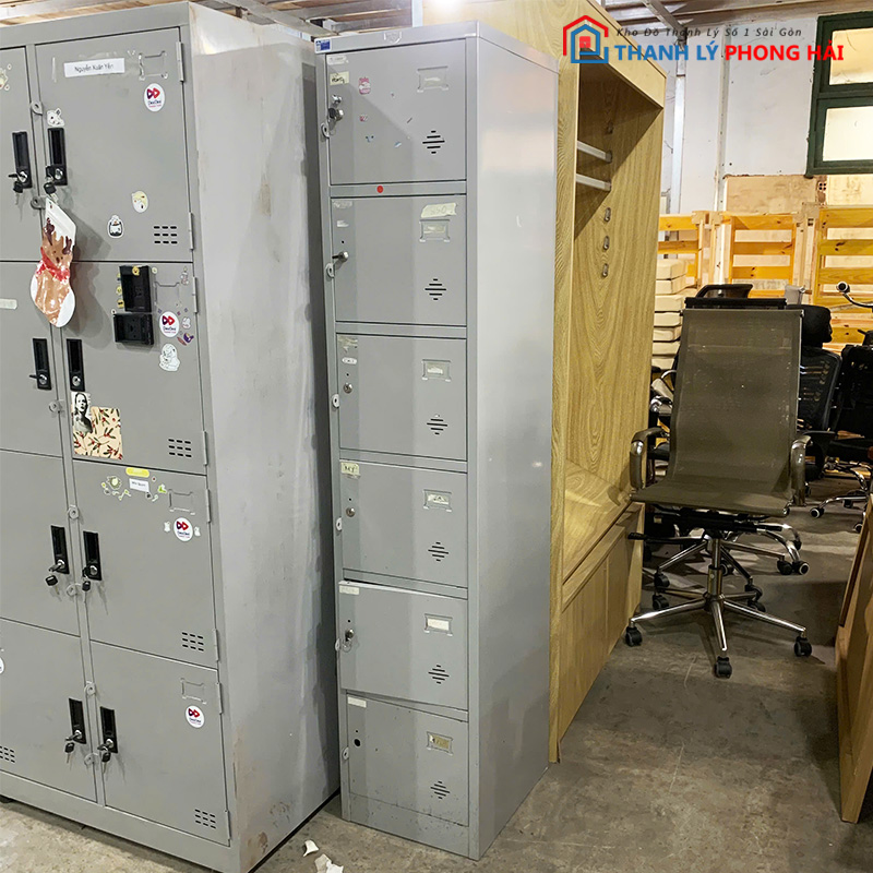 tu-locker-6-ngan-40cm-bang-sat-cu-4 Tủ Locker 6 Ngăn 40cm Bằng Sắt Cũ