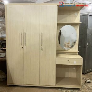 Tủ Quần Áo 1m8 3 Cánh Kèm Bàn Trang Điểm Mới 99% (Nhiều Mẫu)