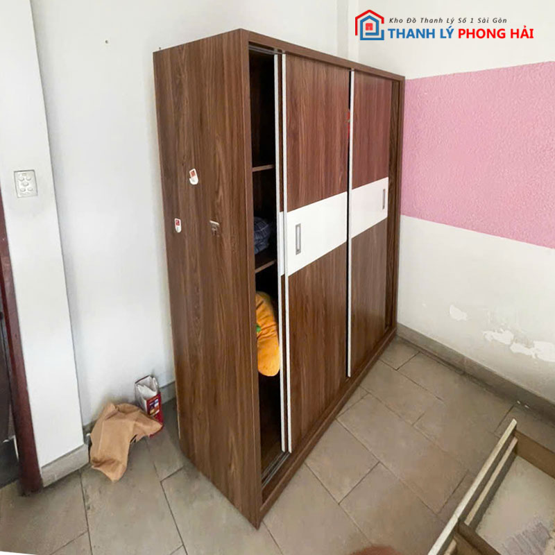 tu-quan-ao-cua-lua-4-canh-cai-ngang-cu-3 Tủ Quần Áo Cửa Lùa 4 Cánh Cải Ngang Cũ