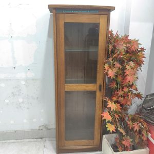 Tủ Trưng Bày Đứng Có Kính Cũ