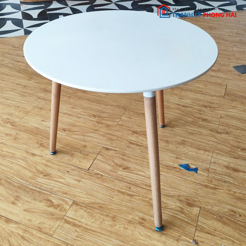 ban-cafe-bet-chan-go-mat-go-cu-2 Bàn Cafe Bệt Chân Gỗ Mặt Gỗ Cũ