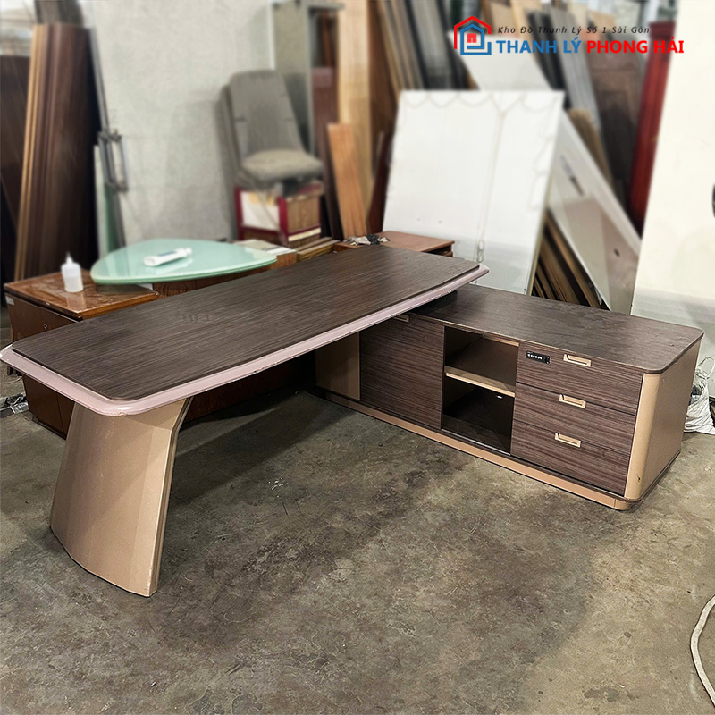 ban-giam-doc-go-mdf-2 Bàn Giám Đốc Gỗ MDF Kèm Tủ Hồ Sơ Góc L Cũ