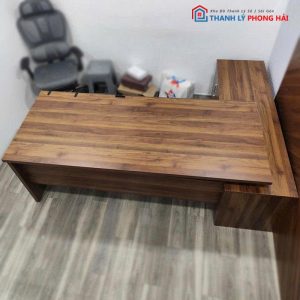 Bàn Giám Đốc Gỗ MDF Cũ Màu Gỗ Trầm