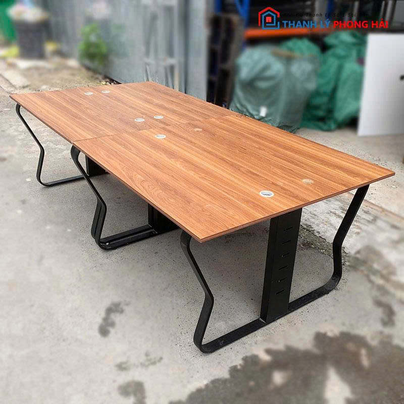 ban-hop-2m4-chan-sat-cong-3 Bàn Họp 2m4 Chân Sắt Cong Cách Điệu Cũ