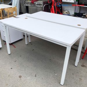 Bàn Làm Việc 1m4 Chân Sắt Mặt Gỗ Cũ