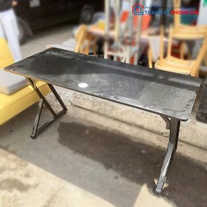 Bàn Làm Việc 1m4 Cũ Mặt Gỗ Chân Nghiêng