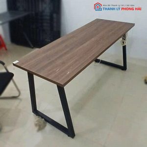 Bàn Làm Việc Chân Sắt Cũ Mặt Gỗ MDF