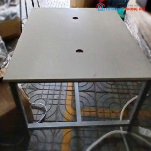 Bàn Làm Việc Chân Sắt Mặt Gỗ 1m Cũ (Nhiều Màu)