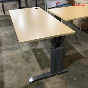 Bàn Làm Việc Cũ 1m4 Chân Sắt Mặt Gỗ