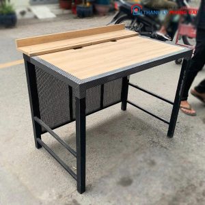 Bàn Làm Việc Cũ Kèm Bửng Lưới