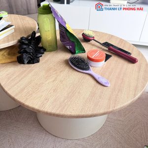 Bàn Sofa Bệt Mặt Gỗ Chân Tròn Cũ
