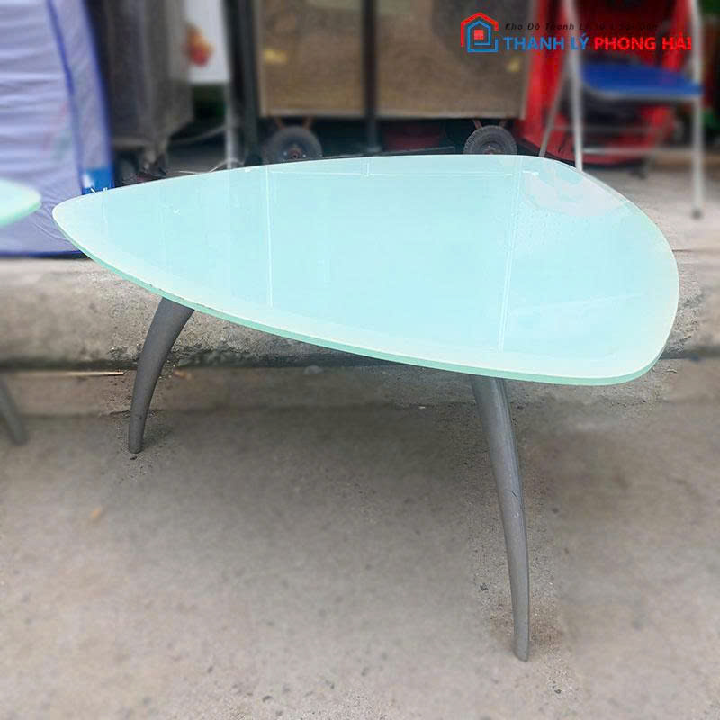 ban-sofa-bet-mat-kinh-3-chan-cu-2 Bàn Sofa Bệt Mặt Kính 3 Chân Cũ