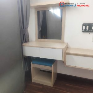 Bàn Trang Điểm Treo Gương Vuông Kèm Đôn Ngồi Cũ