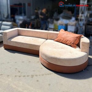 Băng Sofa Thiết Kế Phối Tròn Kèm Gối Tựa Cũ