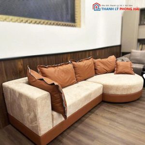 Băng Sofa Thiết Kế Phối Tròn Kèm Gối Tựa Cũ