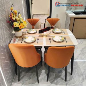 Bộ Bàn Ăn Mặt Đá Kèm 4 Ghế Bọc Da Mới 99%
