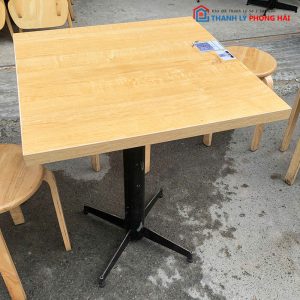 Bộ Bàn Ghế Cafe Mặt Gỗ Chân Sắt Kèm Ghế Nệm Cũ