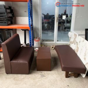 Bộ Sofa 1m4 Quán Cafe Bọc Da Kèm Đôn Gỗ Cũ