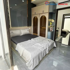 Combo Giường Gỗ MDF Kèm Tủ Quần Áo Cửa Lùa Mới 99%