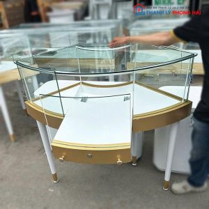 Cụm Tủ Trưng Bày Trang Sức Bo Cong Mặt Kính Cũ