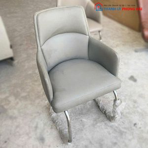 Ghế Chân Quỳ Cũ Bọc Da Xám
