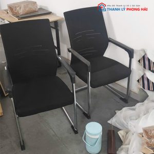 Ghế Chân Quỳ Tay Ốp Nhựa Cũ
