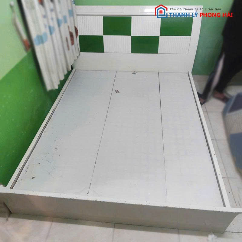 giuong-go-mdf-1m6-cu-kieu-caro-2 Giường Gỗ MDF 1m6 Cũ Kiểu Caro