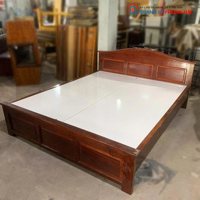 giuong-go-tu-nhien-1m6-vat-mdf-cu-2 Giường Gỗ Tự Nhiên 1m6 Vạt MDF Cũ