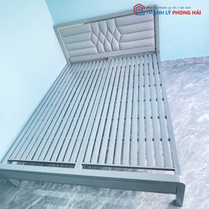 Giường Sắt Ốp Nệm Đầu Giường Cũ
