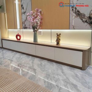 Kệ Tivi Thiết Kế Bệt Kèm Led Mới 99%