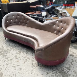 Sofa Băng Da Kiểu Trái Tim Đính Nút Cũ