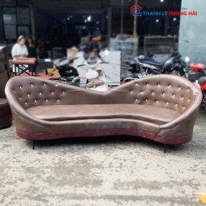 Sofa Băng Da Kiểu Trái Tim Đính Nút Cũ