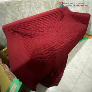 Sofa Bọc Vải Đỏ Đơn Giản Cũ