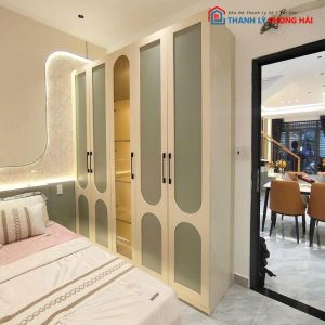 Tủ Quần Áo 4 Cánh Kèm Tủ Trưng Bày Led Mới 99%