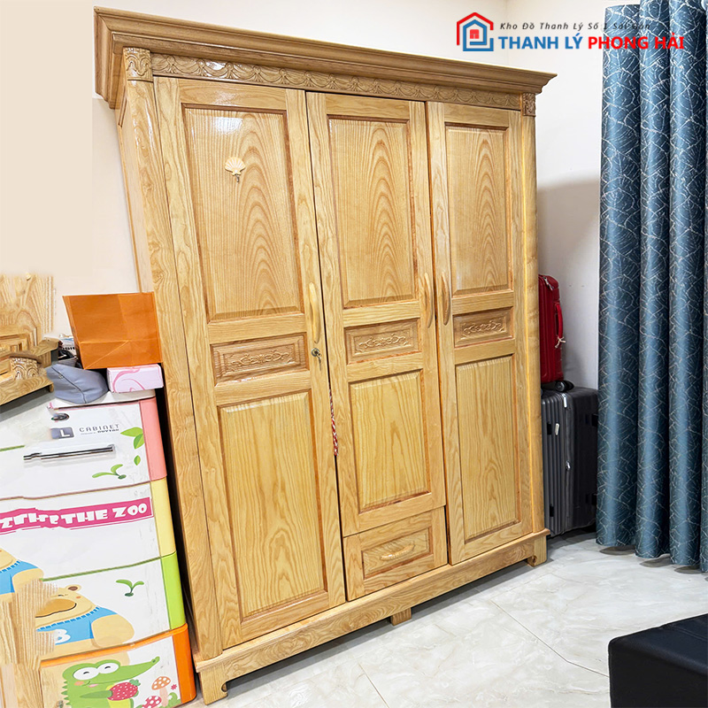 tu-quan-ao-go-tu-nhien-3-canh-cu Tủ Quần Áo Gỗ Tự Nhiên 3 Cánh Cũ