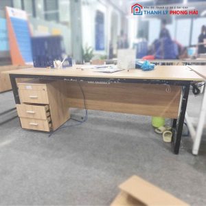 Bàn Họp 2m1 Khung Sắt Cũ