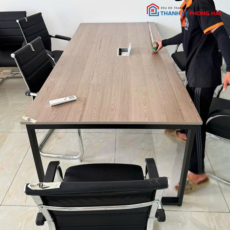ban-hop-2m2-co-hop-di-day-am-ban-cu Bàn Họp 2m2 Có Hộp Đi Dây Âm Bàn Cũ