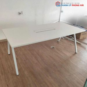 Bàn Họp Chân Sắt Có Khay Đi Dây Cũ