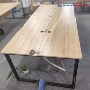 Bàn Họp Dài 2m4 Cũ Mặt Gỗ Chân Sắt