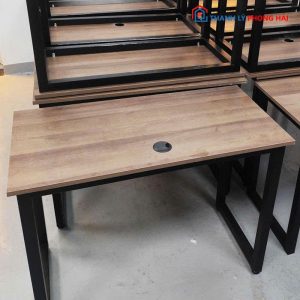 Bàn Làm Việc Mặt Gỗ Chân Sắt 1m Cũ (Nhiều Màu)